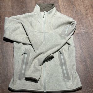 Arc'teryx Sweater Mid-layer Jacket